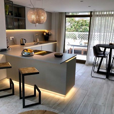 Luxury Apartment In La Isla, Walking Distance To Puerto Banus Марбеля Екстериор снимка