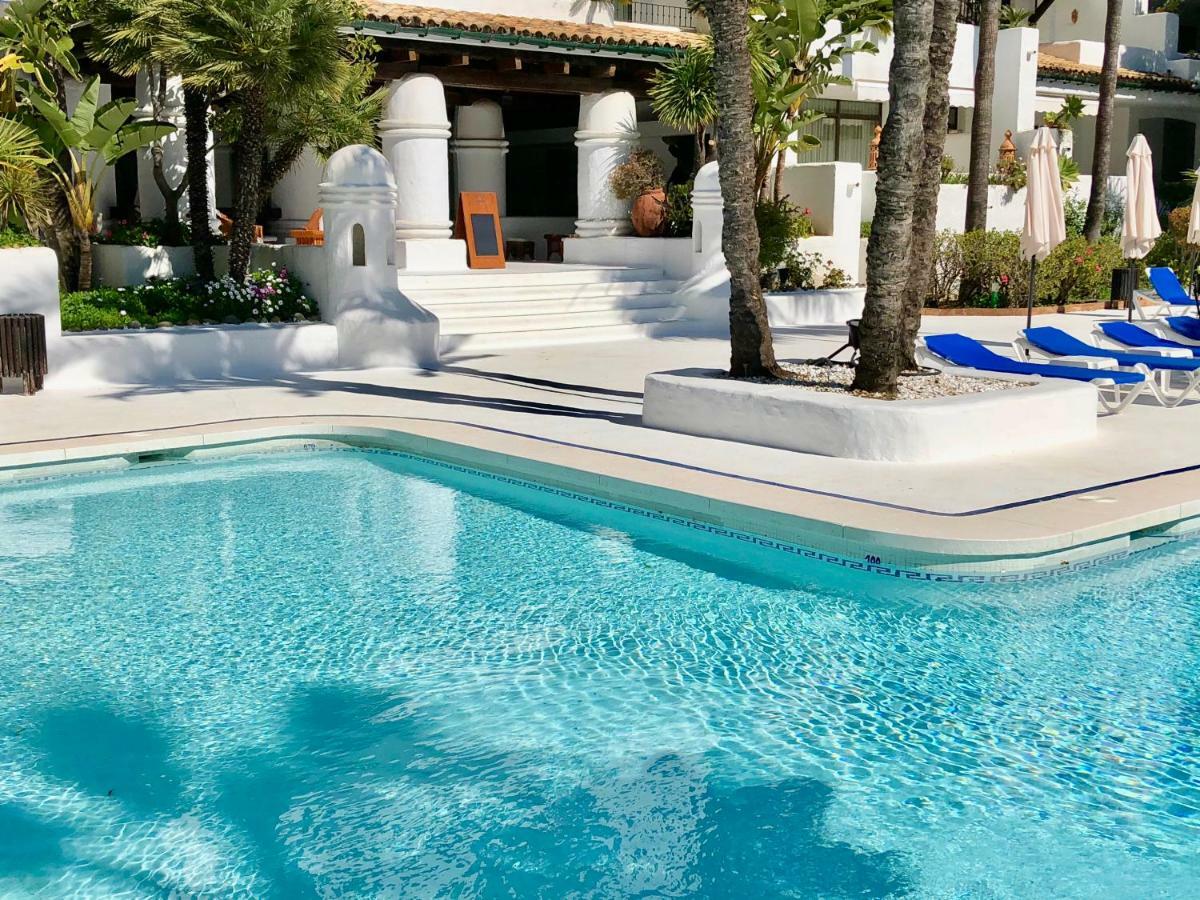 Luxury Apartment In La Isla, Walking Distance To Puerto Banus Марбеля Екстериор снимка