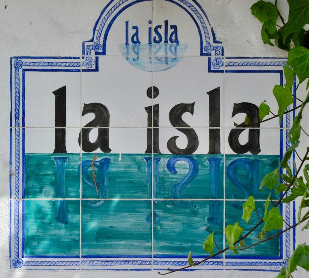 Luxury Apartment In La Isla, Walking Distance To Puerto Banus Марбеля Екстериор снимка
