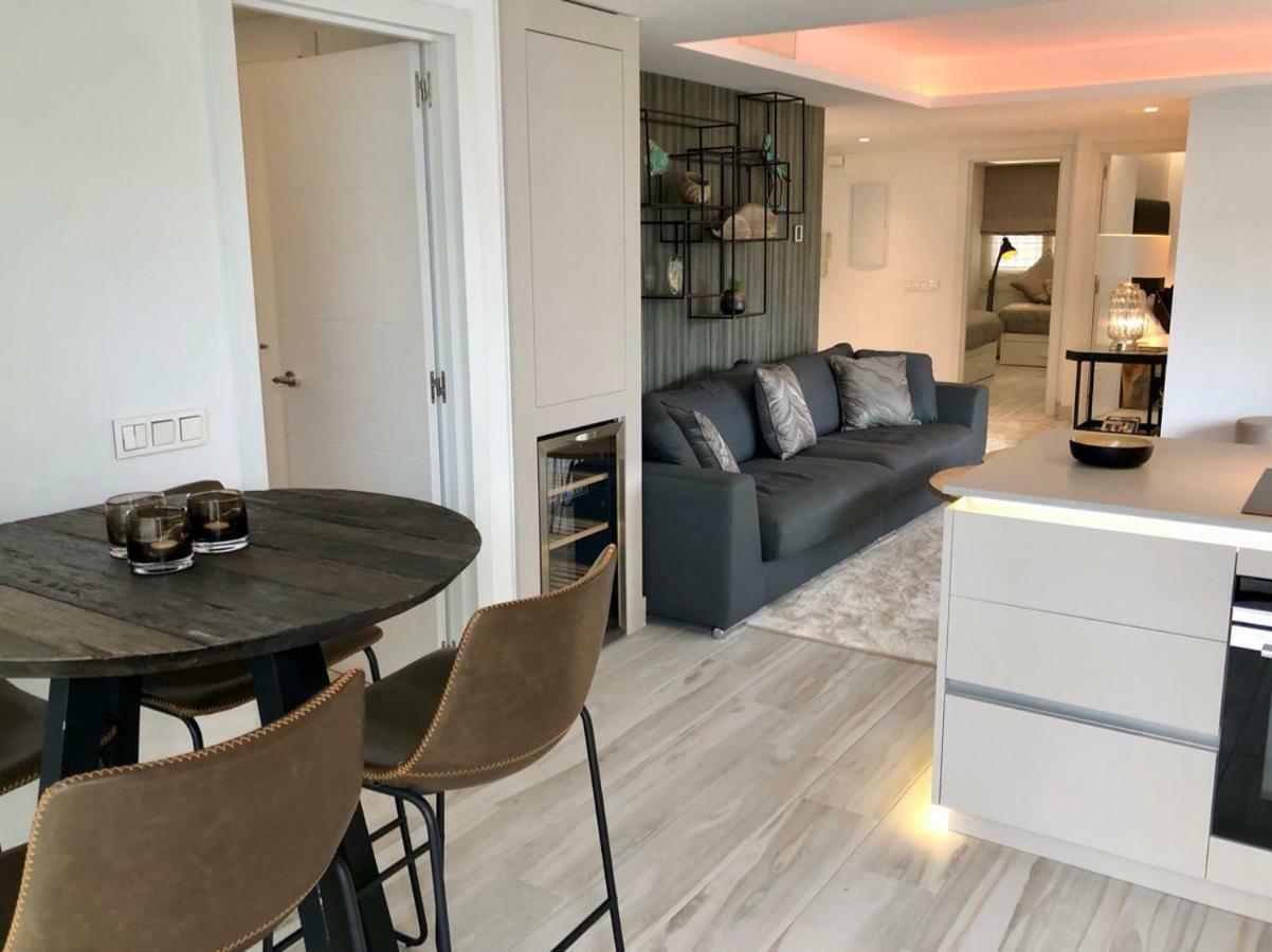 Luxury Apartment In La Isla, Walking Distance To Puerto Banus Марбеля Екстериор снимка